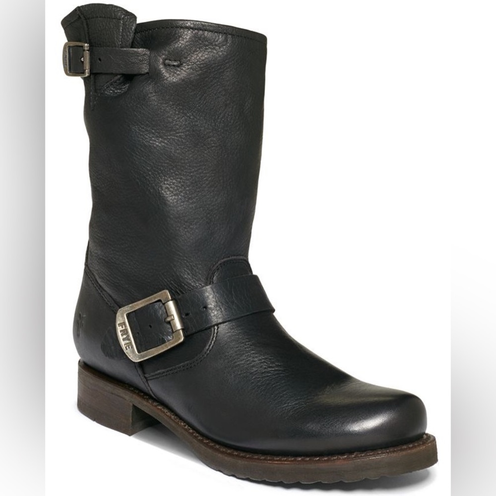 Women’s Frye Veronica Short Boot, black